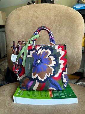 Vera Bradley Mini Original Tote Bossanova Bold Floral Multicolor New with Tag